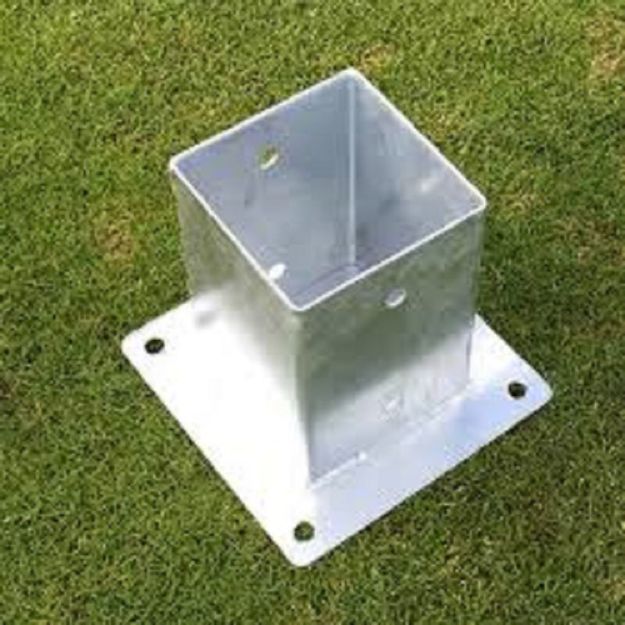 Picture of 100 X 100 BOLT ON METAL POST HOLDER